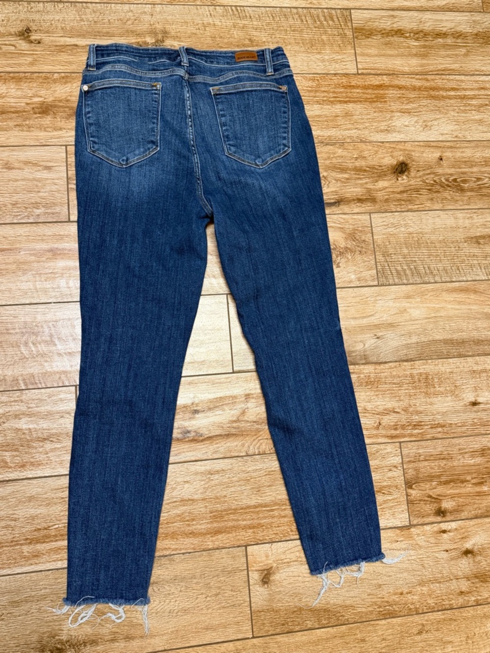 Judy Blue Dark Blue High-Rise Button-Fly Cropped Jeans - Picture 2 of 3